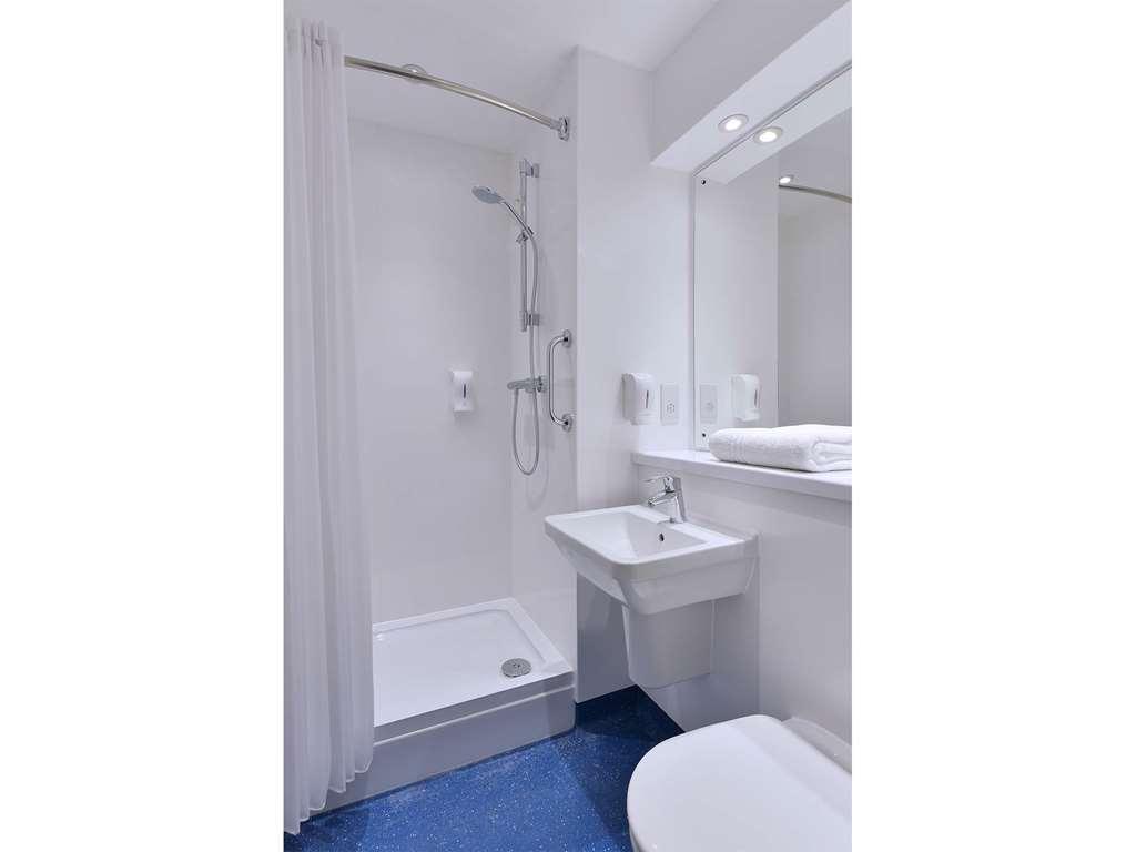 Travelodge Ludlow Woofferton Szoba fotó