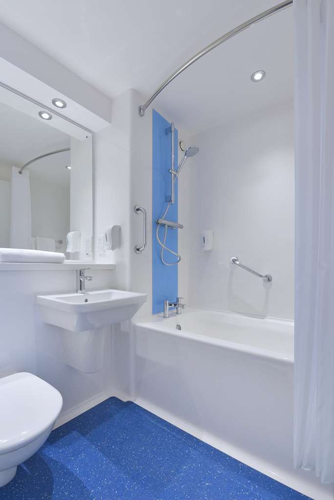Travelodge Ludlow Woofferton Szoba fotó